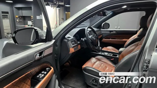KG_Mobility_Ssangyong Rexton 2018 thumb 12