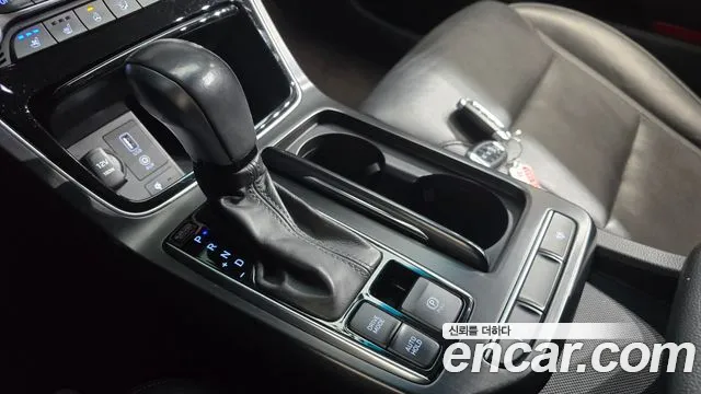 Hyundai Grandeur 2017 thumb 9