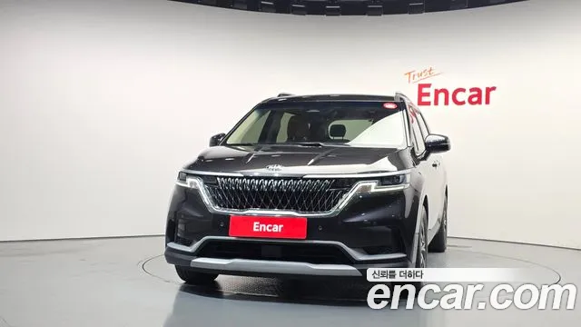 Kia Carnival 2021 thumb 3