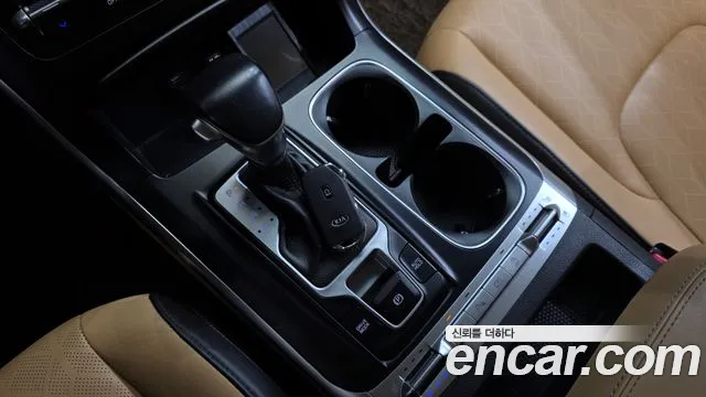 Kia Carnival 2021 thumb 9