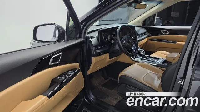 Kia Carnival 2021 thumb 10