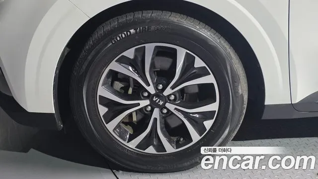 Kia Carnival 2021 thumb 5
