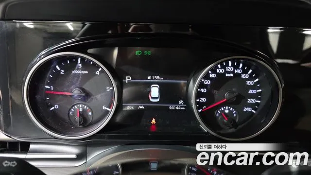 Kia Carnival 2021 thumb 8