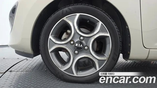 Kia Morning 2013 thumb 5
