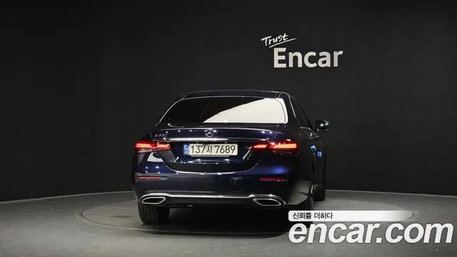 Mercedes-Benz E-Класс 2022 thumb 4