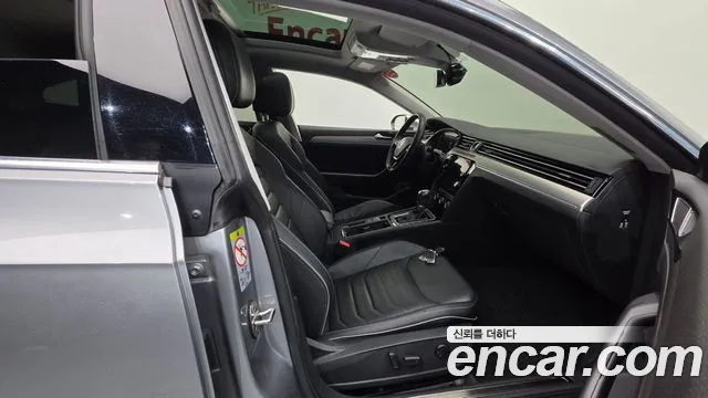 Volkswagen Arteon 2019 thumb 10
