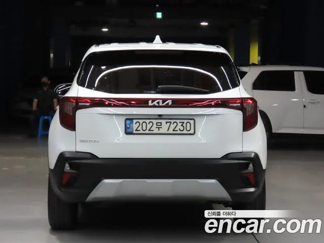 Kia Seltos 2023 thumb 3