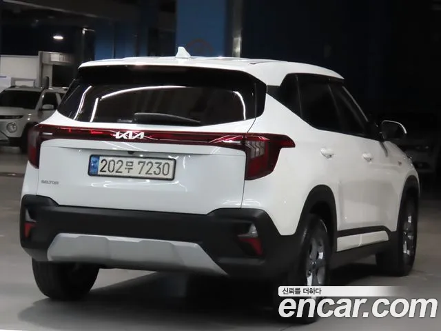 Kia Seltos 2023 thumb 4