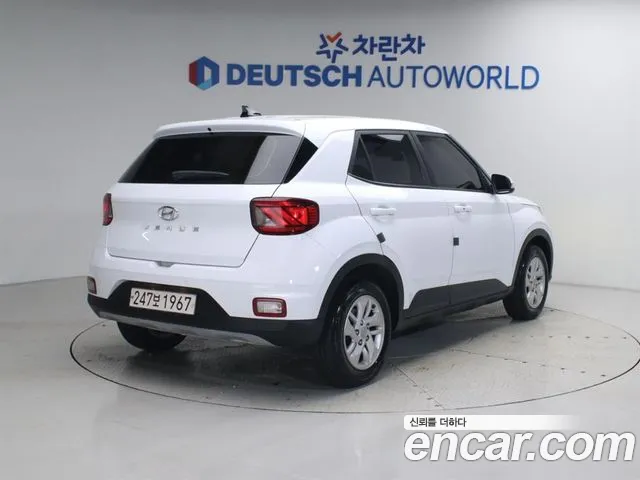 Hyundai Venue 2019 thumb 2