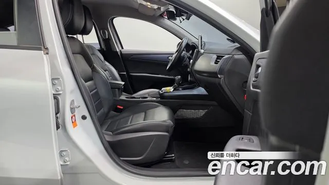 Renault-KoreaSamsung Arkana 2020 thumb 11