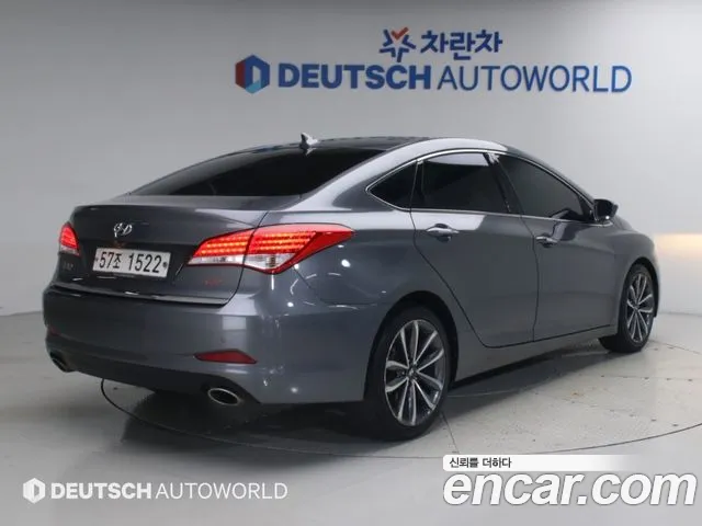 Hyundai i40 2013 thumb 2