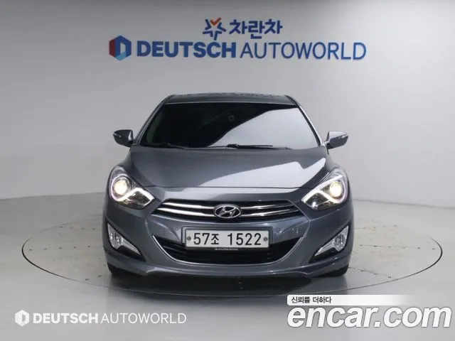 Hyundai i40 2013 thumb 3