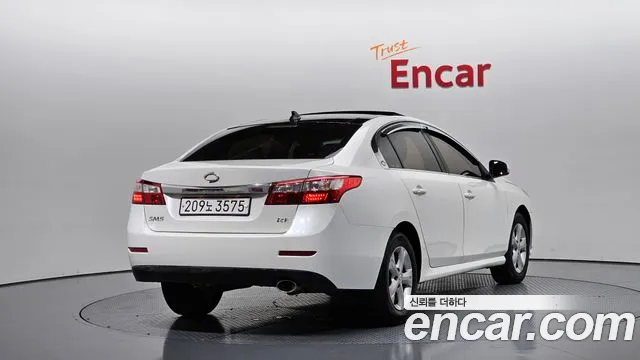 Renault-KoreaSamsung SM5 2010 thumb 2