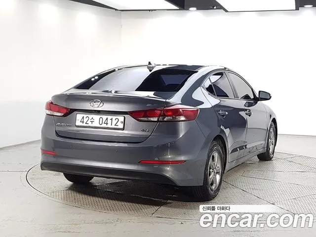 Hyundai Avante 2015 thumb 4