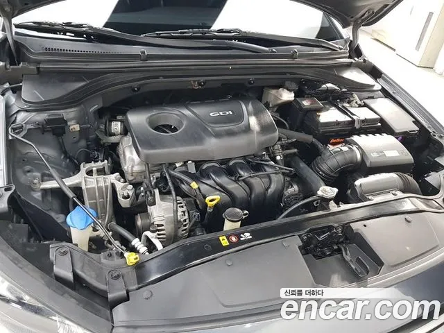Hyundai Avante 2015 thumb 6