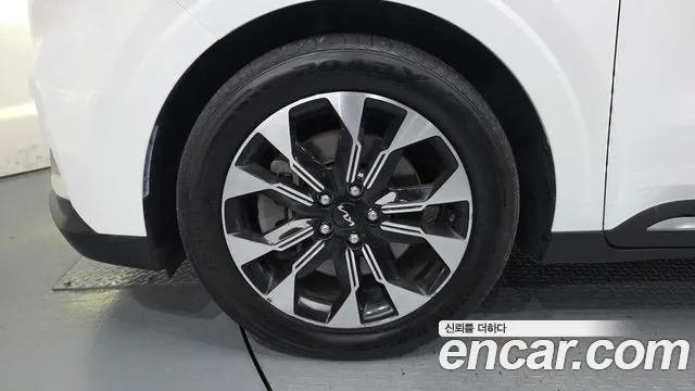 Kia Carnival 2022 thumb 5