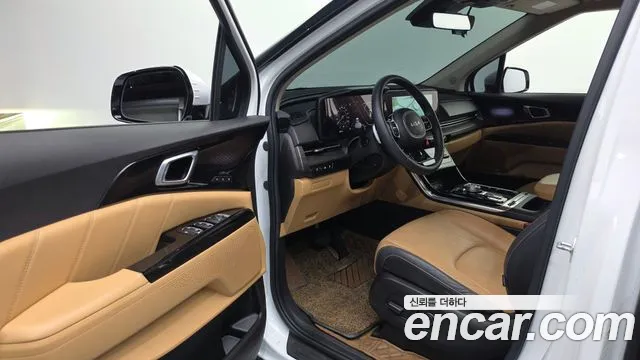 Kia Carnival 2022 thumb 10