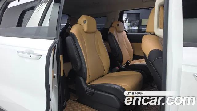 Kia Carnival 2022 thumb 12