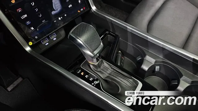 KG_Mobility_Ssangyong Torres 2022 thumb 9