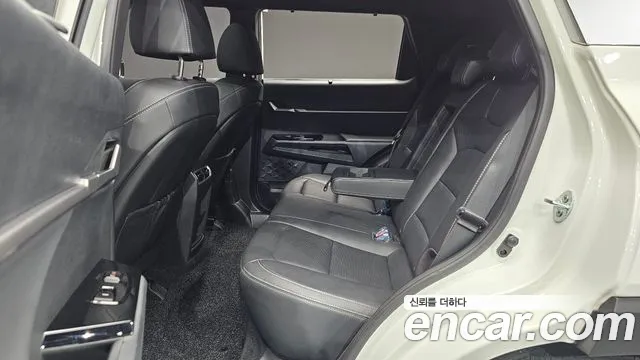 KG_Mobility_Ssangyong Torres 2022 thumb 11