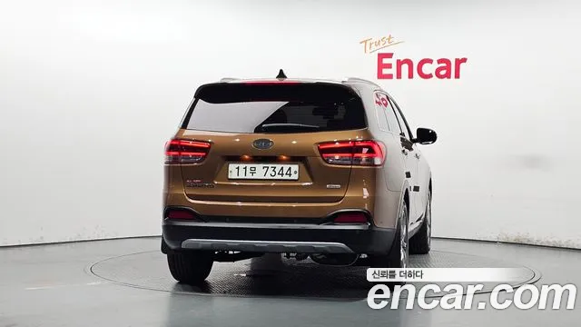 Kia Sorento 2015 thumb 4