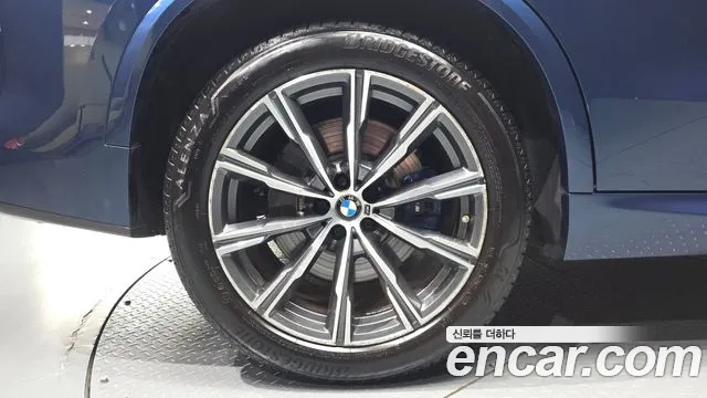 BMW X5 2021 thumb 4