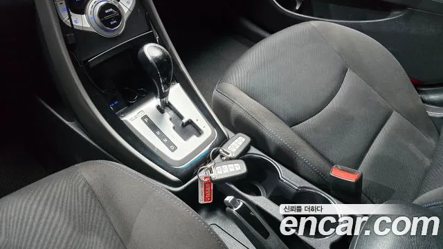Hyundai Avante 2012 thumb 9