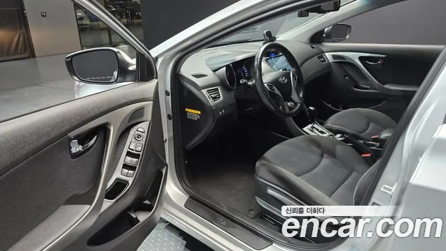 Hyundai Avante 2012 thumb 10