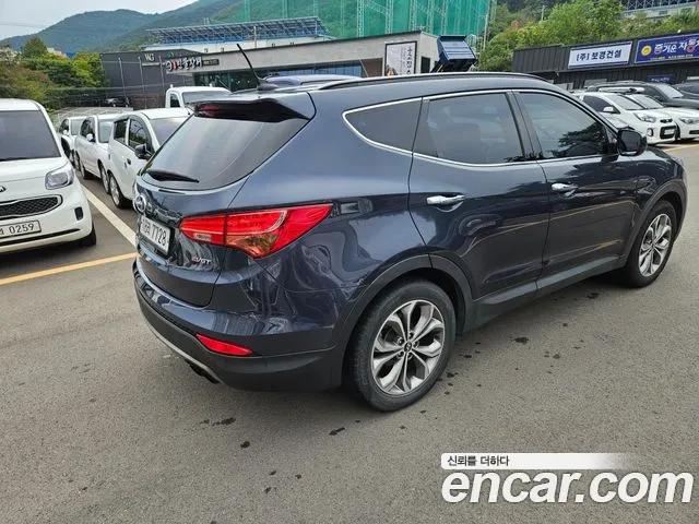 Hyundai Santa Fe 2014 thumb 2