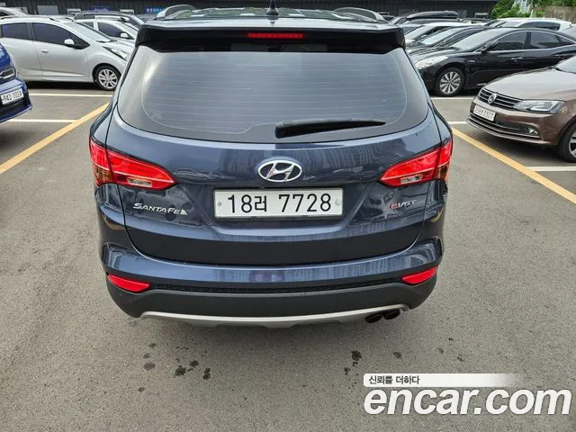Hyundai Santa Fe 2014 thumb 4