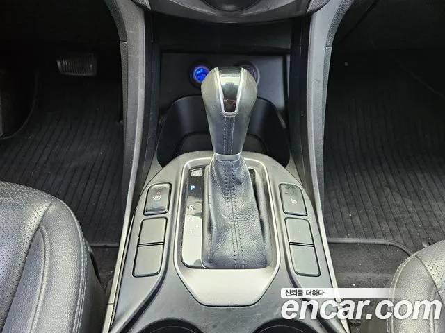 Hyundai Santa Fe 2014 thumb 9