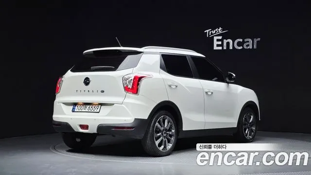 KG_Mobility_Ssangyong TIBOLI 2015 thumb 2