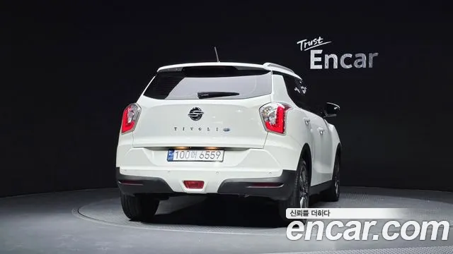 KG_Mobility_Ssangyong TIBOLI 2015 thumb 4