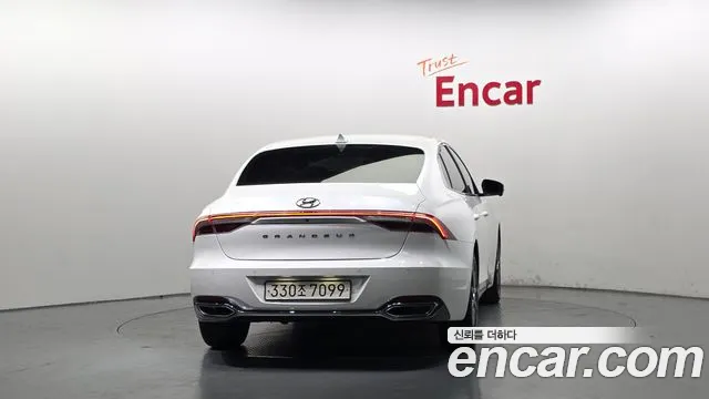 Hyundai Grandeur 2022 thumb 4