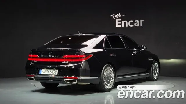 Genesis G90 2020 thumb 2