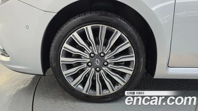 Renault-KoreaSamsung Latitude 2017 thumb 5