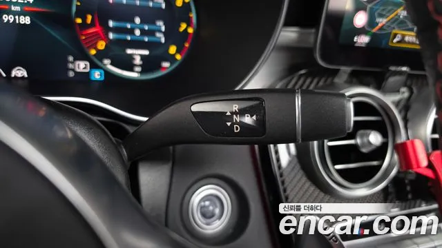 Mercedes-Benz GLC 2021 thumb 9