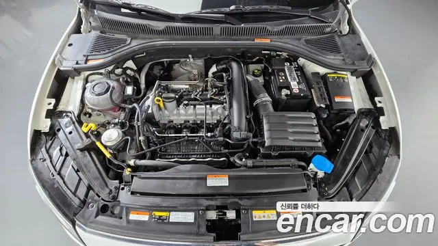Volkswagen Jetta 2021 thumb 5