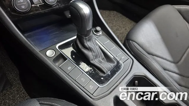 Volkswagen Jetta 2021 thumb 8