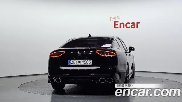 Kia Stinger 2017 thumb 4