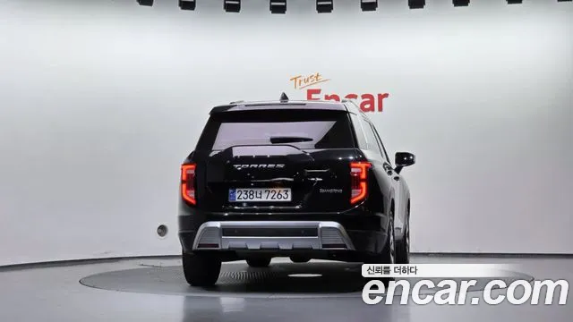 KG_Mobility_Ssangyong Torres 2022 thumb 4