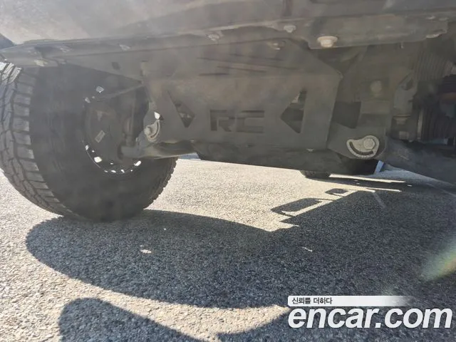 ChevroletGMDaewoo Colorado 2021 thumb 7