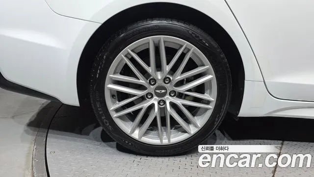 Genesis G70 2019 thumb 5