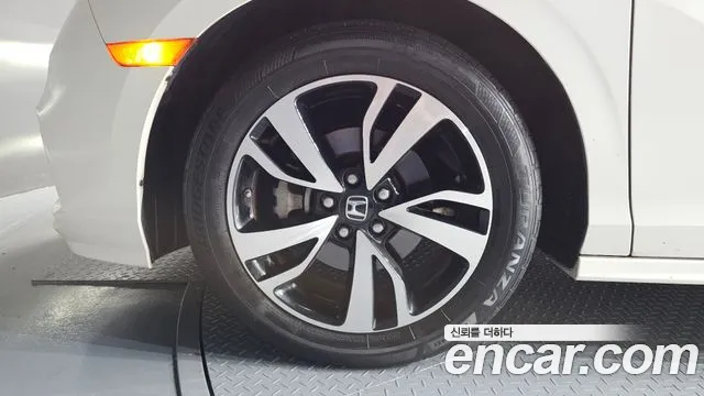 Honda Odyssey 2019 thumb 5