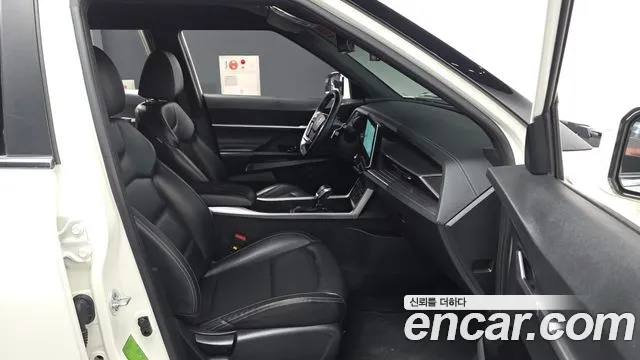KG_Mobility_Ssangyong Torres 2022 thumb 11