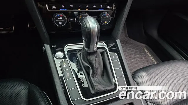 Volkswagen Arteon 2019 thumb 8