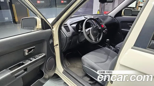 Kia Soul 2011 thumb 10