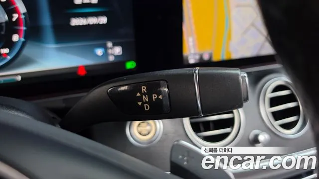 Mercedes-Benz E-Класс 2017 thumb 8
