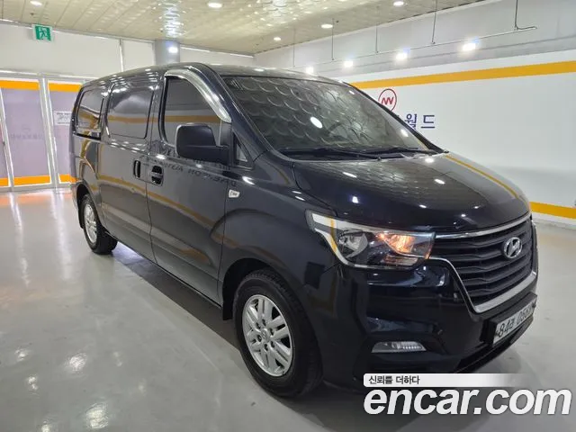 Hyundai Starex 2019 thumb 2