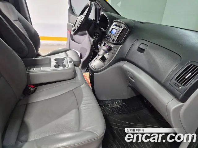 Hyundai Starex 2019 thumb 9